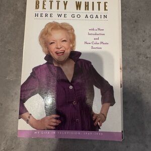 ADD ANY 🔟 ITEMS PRICED 🔟 OR LESS TO YOUR BUNDLE AND ITLL ONLY COST YOU 4️⃣0️⃣